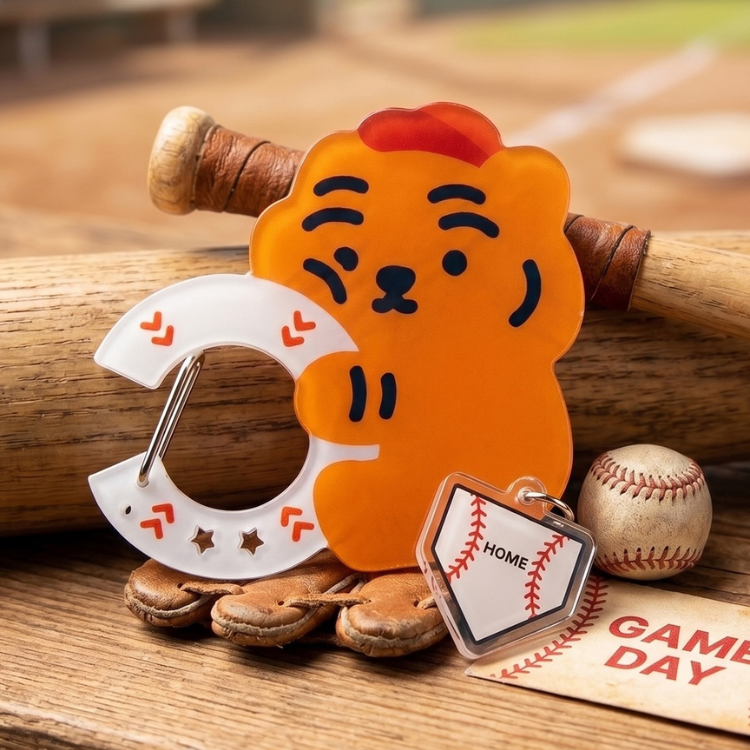 Muzik Tiger Baseball Acrylic Carabiner (2 Types)
