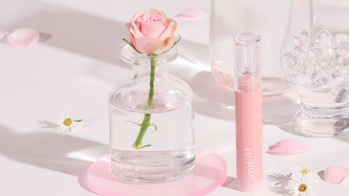 AND:AR Korea brand exemplifies elegance and sophistication with floral and beauty elements