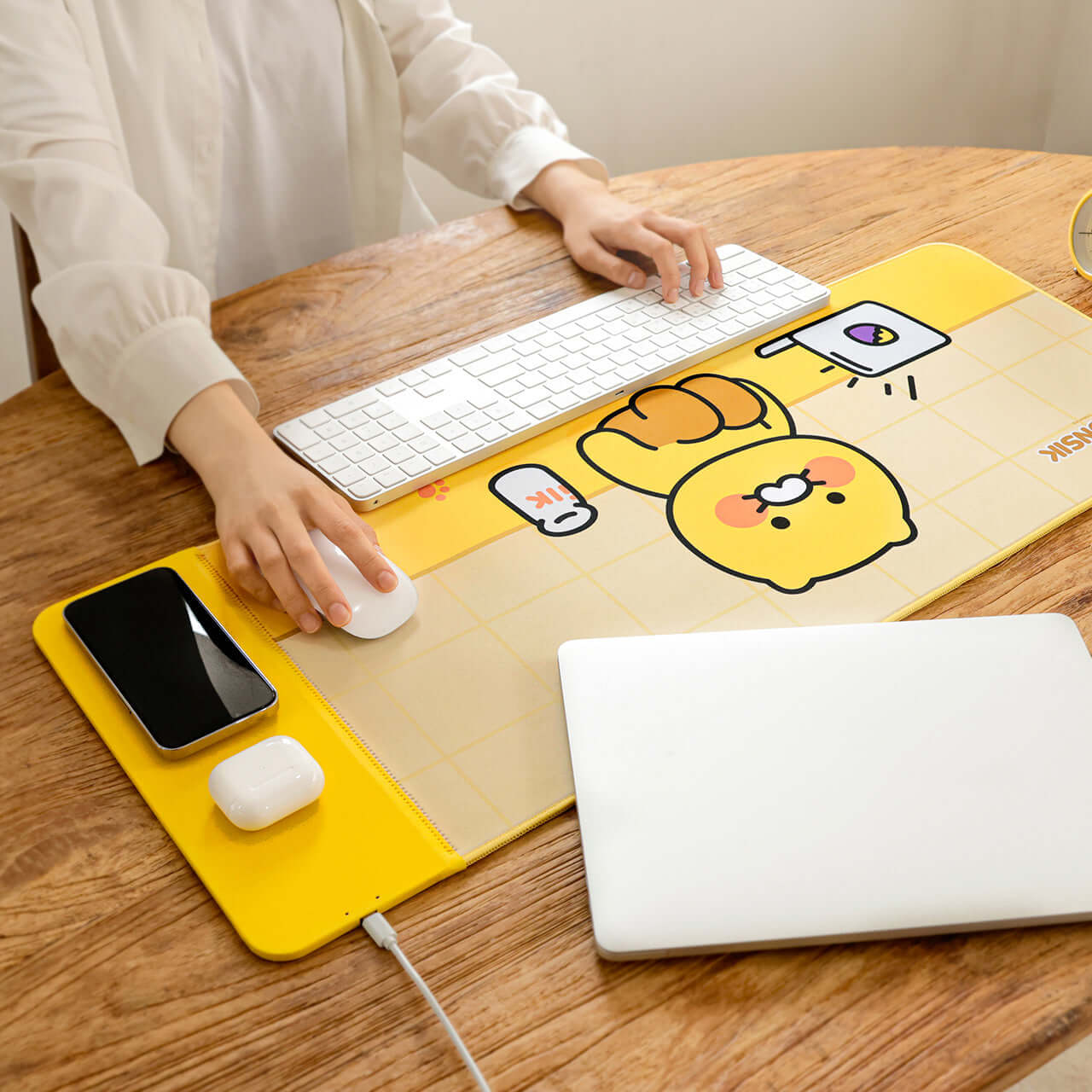 Kakao Friends Friends Wireless Charging Pad