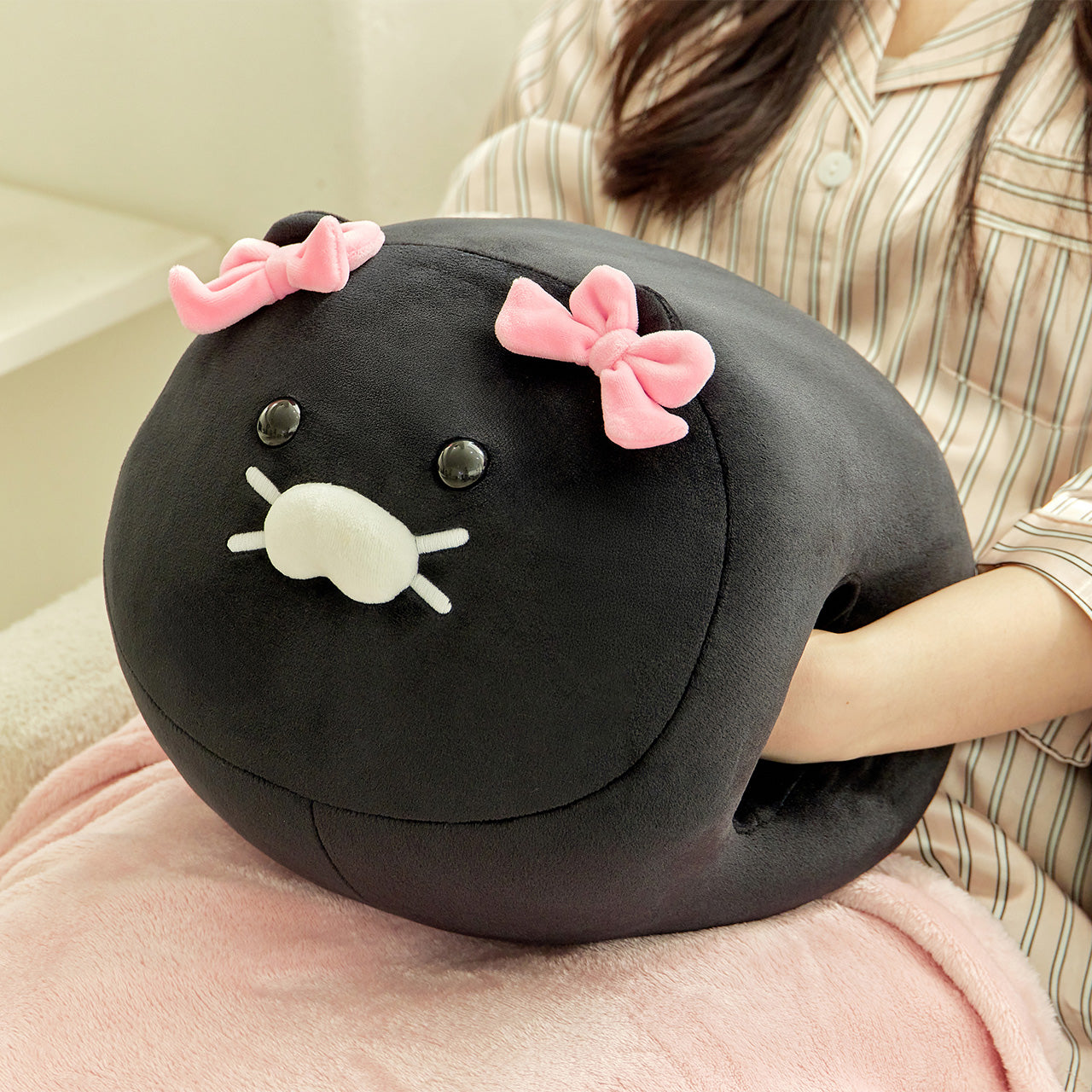 Black Cushion - Official Kakao Friends merchandise | Koolseoul