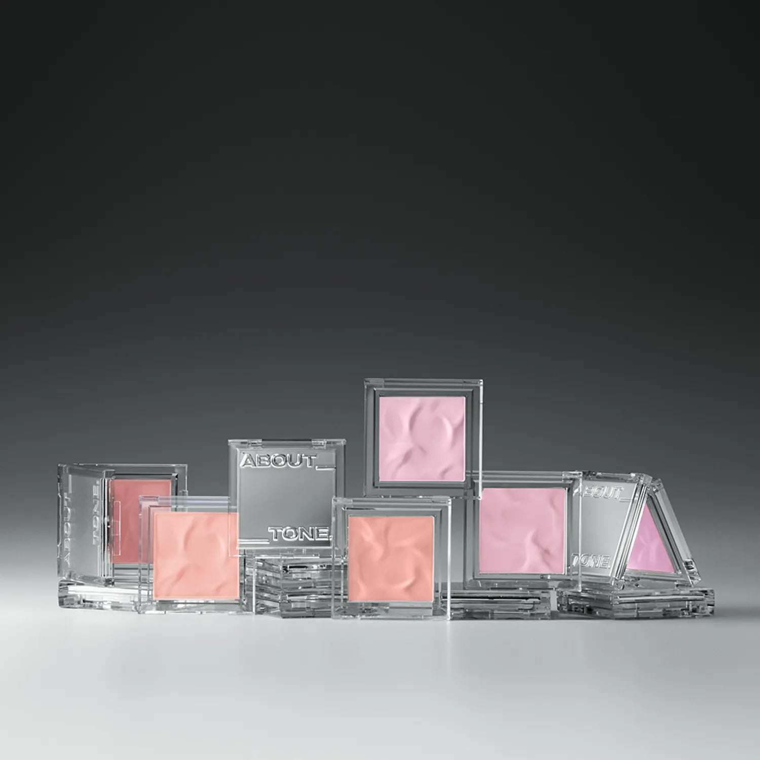 About Tone Fluffy Wear Blusher