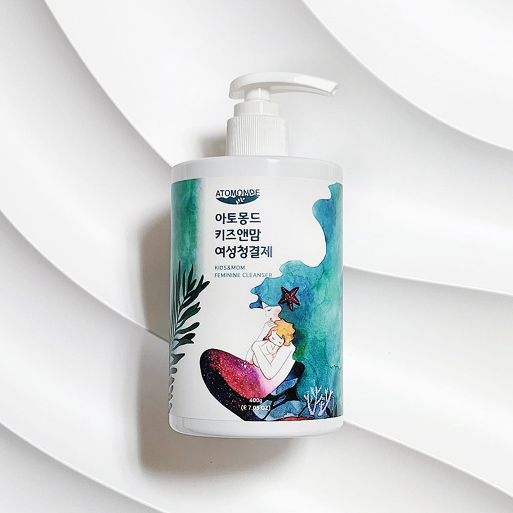 ATOMANDE Kids & Mom Feminine Cleanser 400g bottle featuring colorful design on a white background