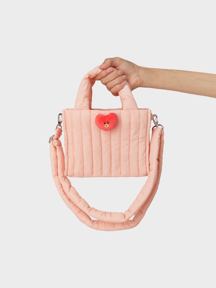 BT21 TATA QUILTED BAG WITH FACE PLUSH BADGE WINTER EDITION