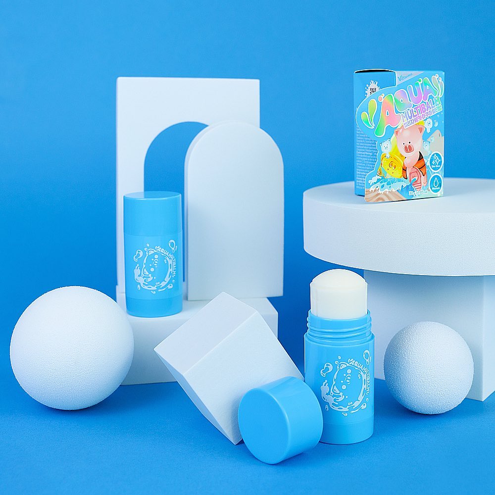 ELIZAVECCA Aqua Multii Balm 30g displayed with packaging on a blue background, featuring product details and vibrant design.
