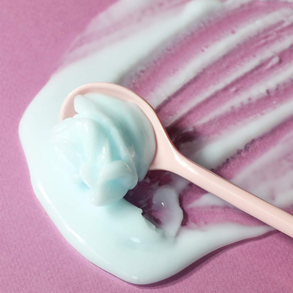 ELIZAVECCA Moisture Hyaluronic Acid Memory Cream 100g texture with spoon on pink background