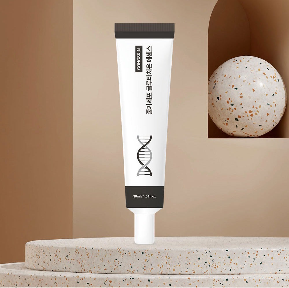 GONGSKIN Stem Cell Glutathione Essence 30ml product packaging on display