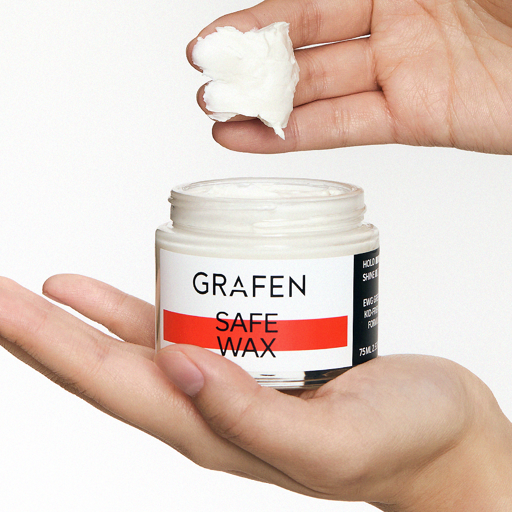 GRAFEN Sae Wax 75ml jar held by hands, white wax scooped on fingers — Gentleman Korea men’s skincare styling wax