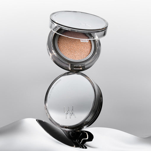 LUNA Blur Cover Cushion in elegant packaging on reflective surface