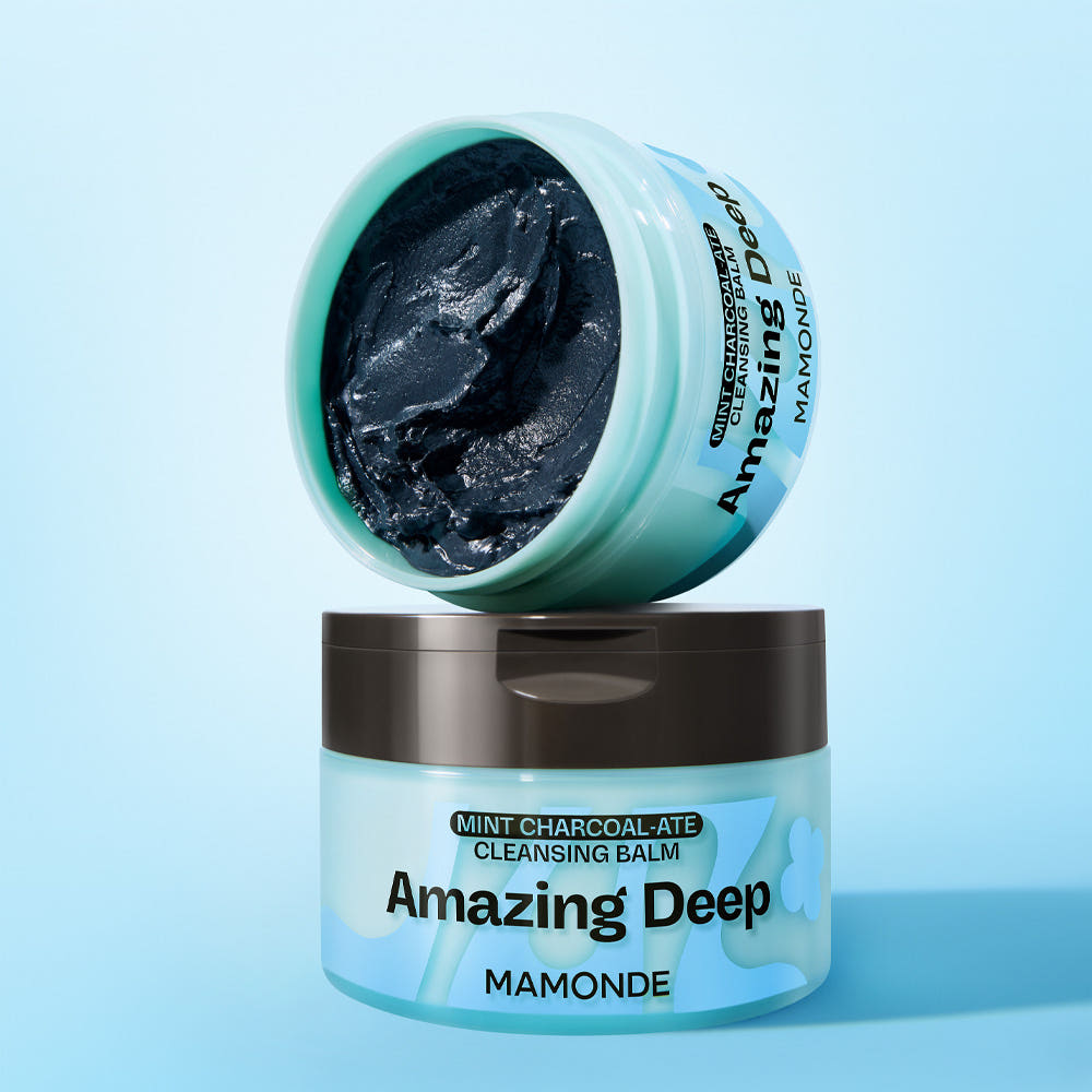 MAMONDE Amazing Deep Mint Chocolate Cleansing Balm 90ml open container displaying dark balm texture on light blue background.