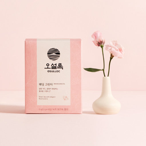 OSULLOC Wedding Green Tea 10p box with pink flowers in vase on light background