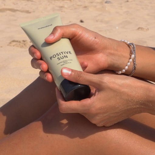 Shaishaishai Positive Sun Tanning Watery Cream SPF22 50ml