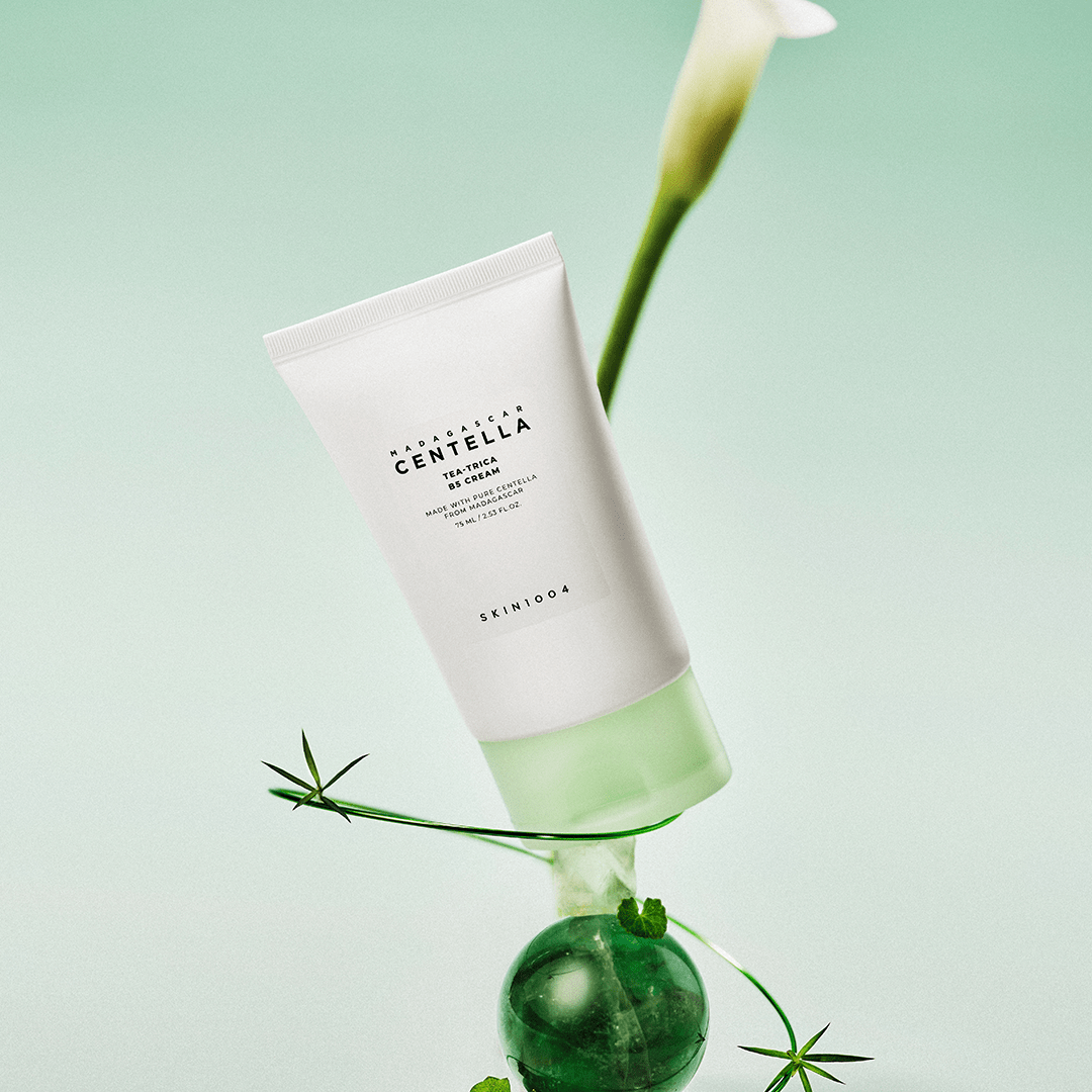 SKIN1004 Madagascar Centella Tea-trica B5 Cream 75ml, soothing skincare product on display with green accents