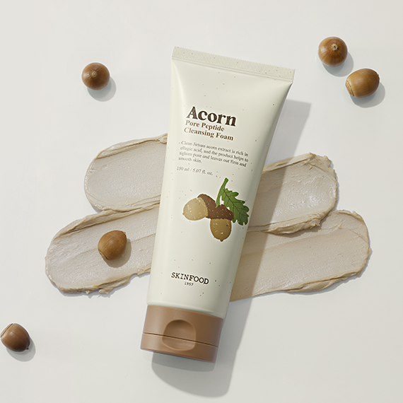 SKINFOOD Acorn Pore Peptide Cleansing Foam 150ml with acorns and product swatch