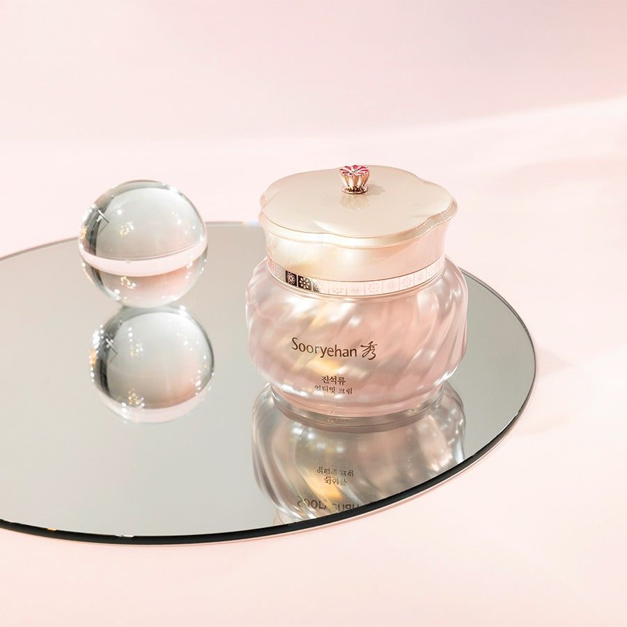 SOORYEHAN Ultimate Cream 50ml displayed on a reflective surface with elegant packaging design.