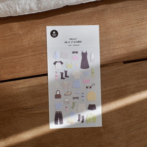SUATELIER Dailylook Stickers featuring various fashion and accessory designs on a wooden background.