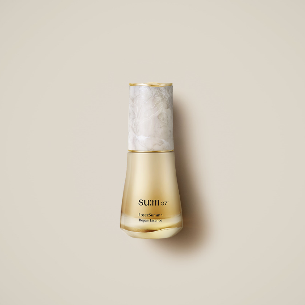 SU:M37 Rosicsumma Repair Essence 30ml bottle on a light background