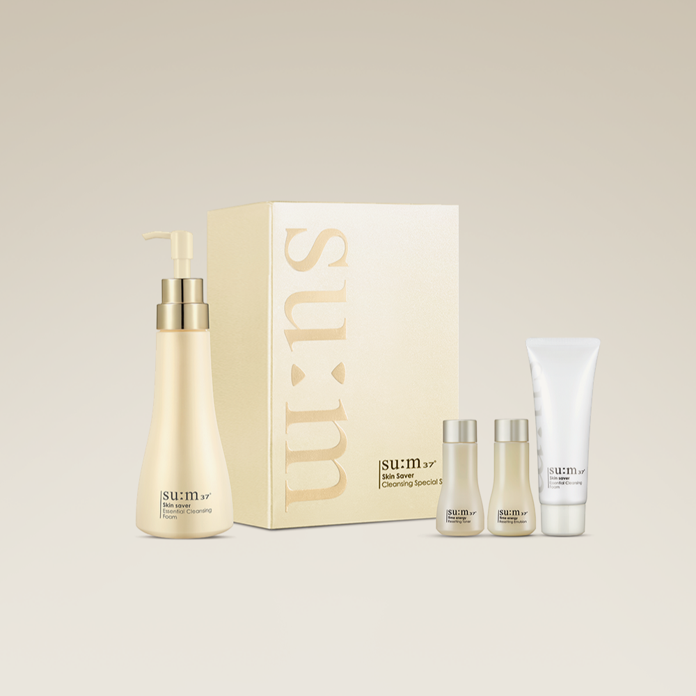 SU:M37 Skinsaver Essential Cleansing Foam Set with bottles and packaging on display.