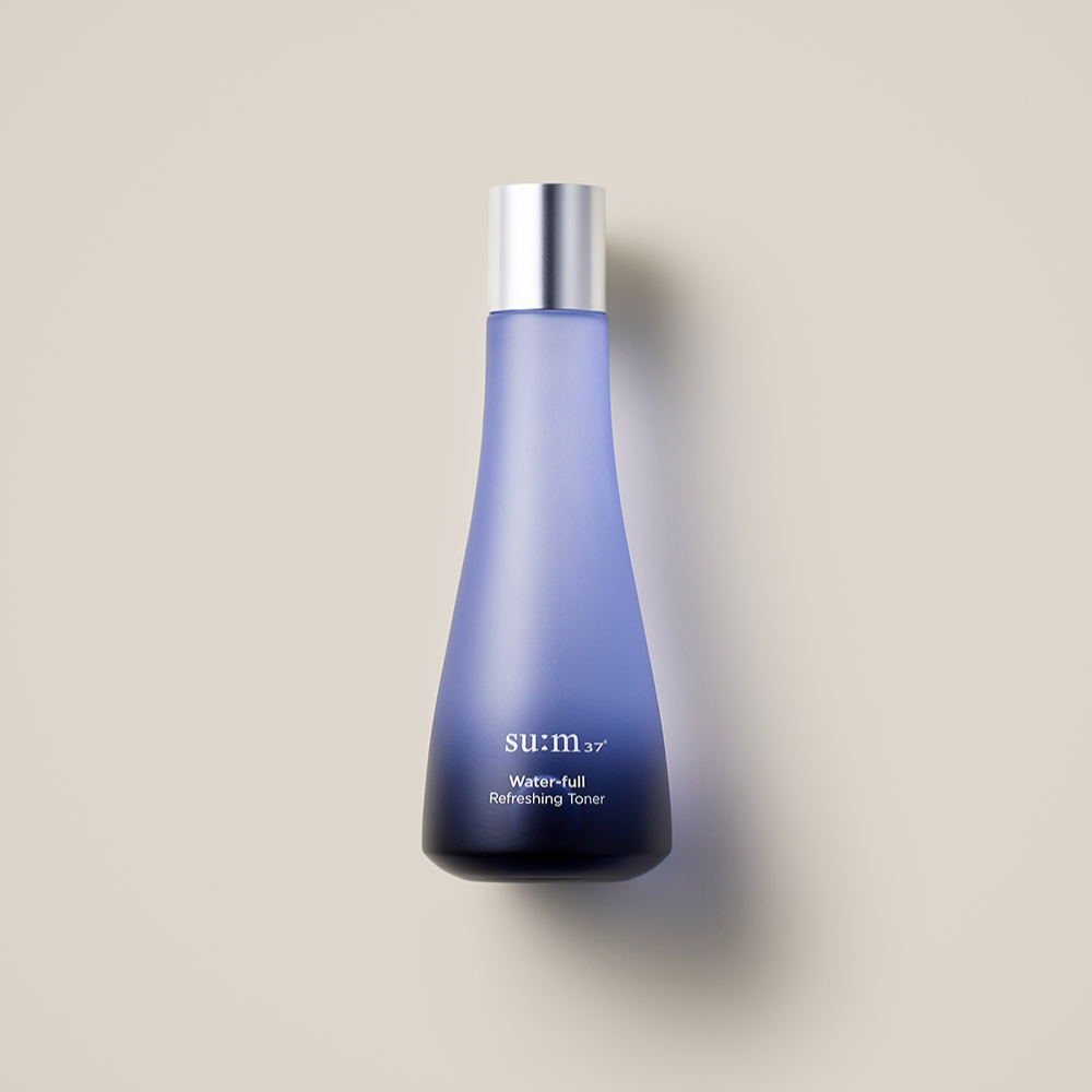 SU:M37 Water-full refreshing toner 170ml bottle on a neutral background, featuring skincare product design and packaging.