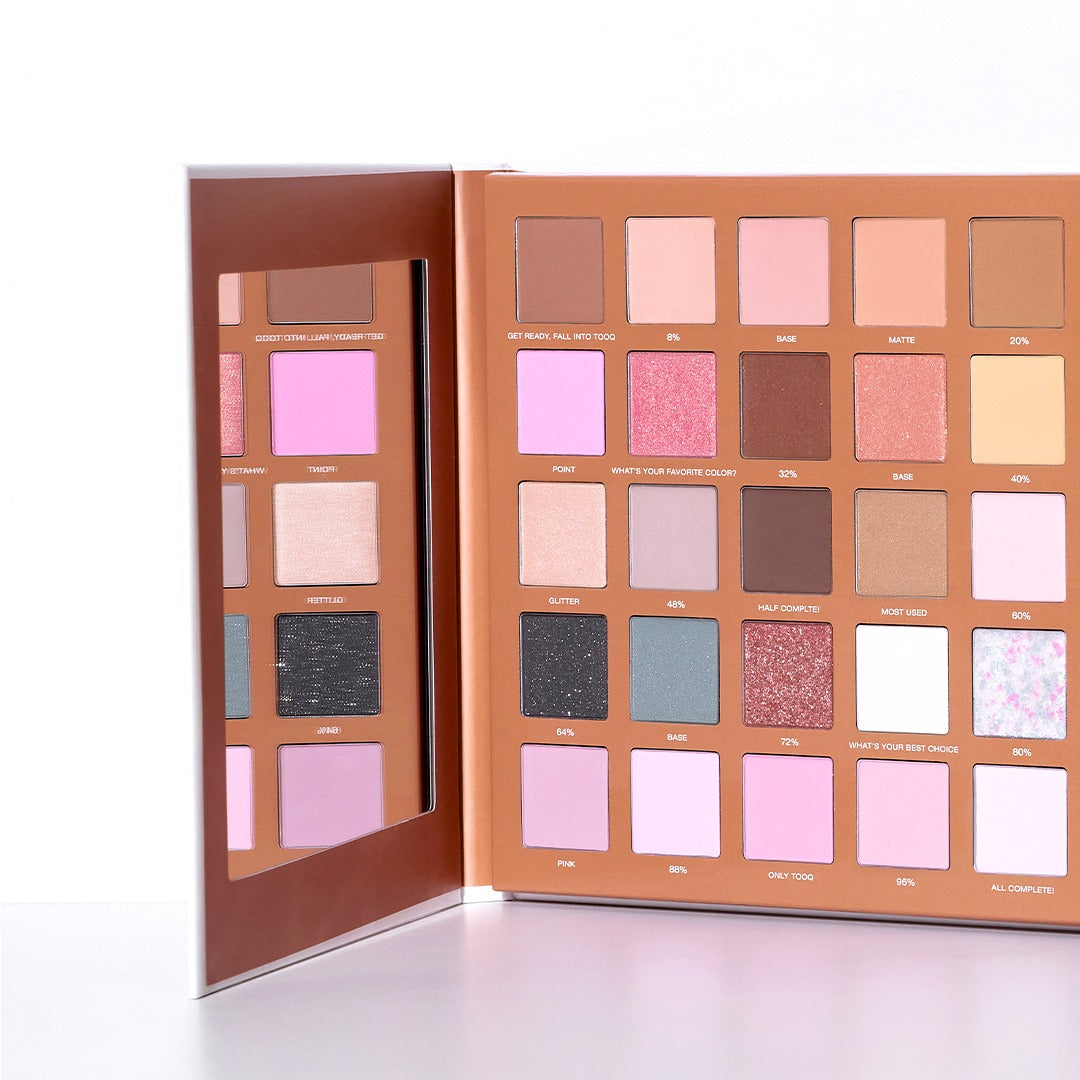 TOOQ One by Genuine Magnetic Shadow 25-Color Palette with vibrant shades and mirror.