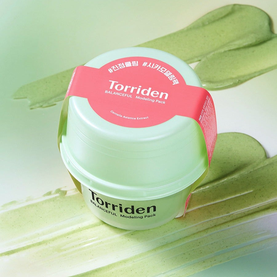 TORRIDEN Balanceful Cica Modeling Pack 30g on green textured background
