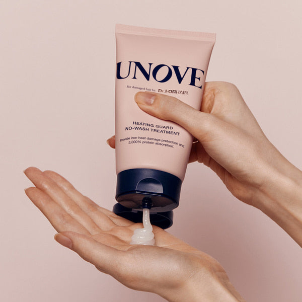 Hands dispensing UNOVE Heating Guard No-Wash Treatment 147ml