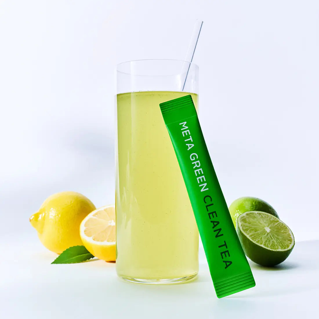 VITALBEAUTIE Meta Green Clean Tea 10 Packets with lemon and lime in glass