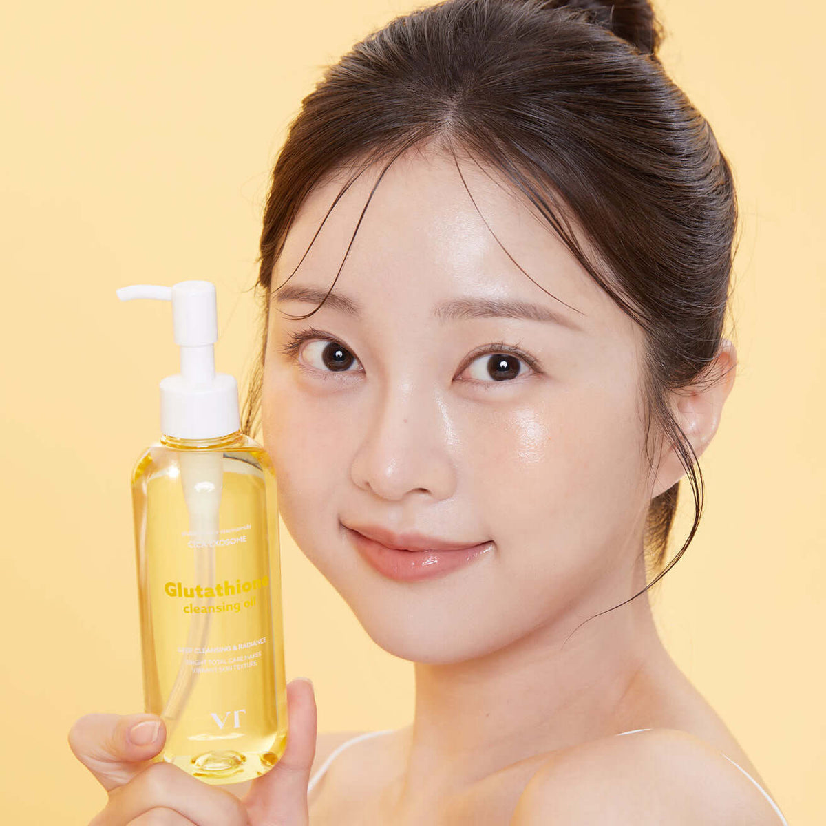 Vt Cosmetic Glutathione Glow Cleansing Oil 200ml